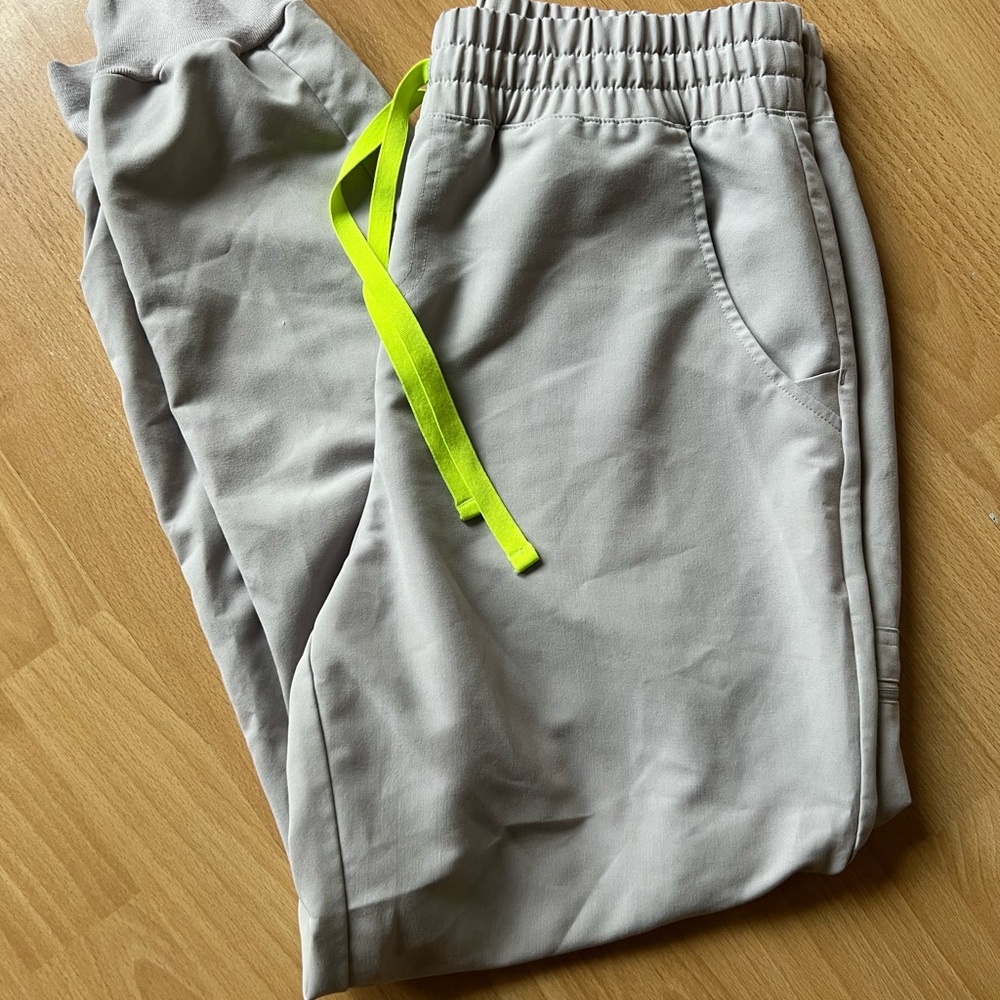 Women’s Figs High Waisted jogger pants